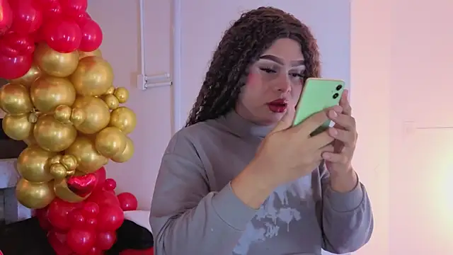 Snapshot of megara_hott chatting on 6, 2, 2026 megara hott online show from 6, 2, 2026