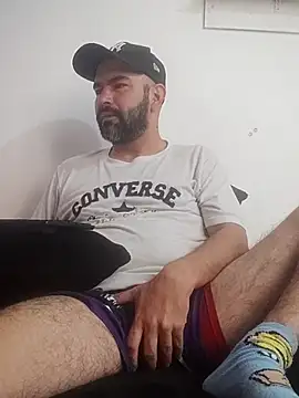 Snapshot of hairyandbigmann chatting on 2, 2, 2026 hairyandbigmann online show from 2, 2, 2026