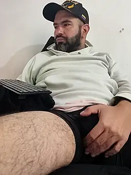 Snapshot of hairyandbigmann chatting on 10, 2, 2026 hairyandbigmann online show from 10, 2, 2026