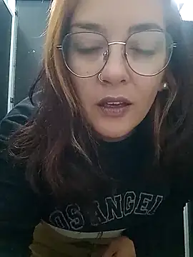 kuramaqueen online show from 1, 6, 2026