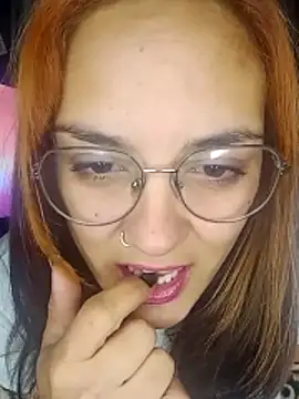 kuramaqueen online show from 10, 6, 2026
