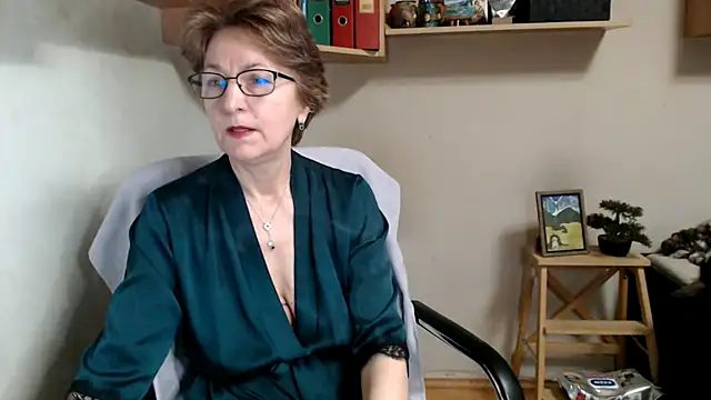 katemodel online show from 14, 1, 2026