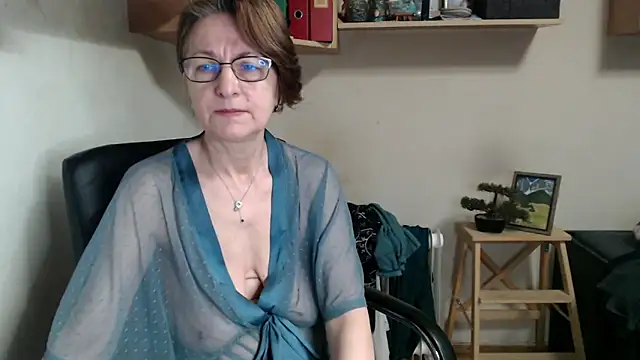 katemodel online show from 30, 5, 2026