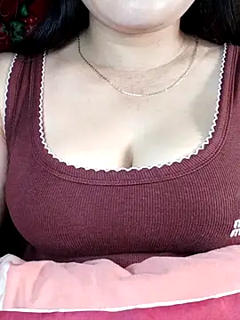 Reina Fcup01 online show from 6, 2, 2026