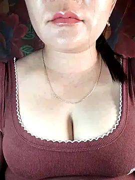 Reina Fcup01 online show from 19, 2, 2026