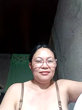 Snapshot of hotpinay_45 chatting on 2, 3, 2026 hotpinay 45 online show from 2, 3, 2026
