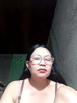 Snapshot of hotpinay_45 chatting on 2, 3, 2026 hotpinay 45 online show from 2, 3, 2026