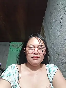 Snapshot of hotpinay_45 chatting on 5, 4, 2026 hotpinay 45 online show from 5, 4, 2026