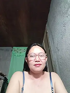 Snapshot of hotpinay_45 chatting on 8, 4, 2026 hotpinay 45 online show from 8, 4, 2026