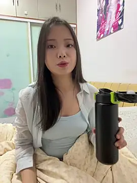 BIGBABYYEYE online show from 11, 2, 2026