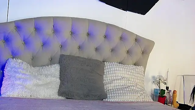 Snapshot of ChloeeDavis chatting on 3, 3, 2026 ChloeeDavis online show from 3, 3, 2026