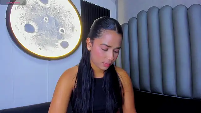 Shirleytaylor- online show from 5, 2, 2026