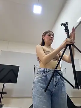 Snapshot of AriaWillssX chatting on 14, 2, 2026 AriaWillssX online show from 14, 2, 2026