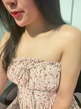 hotgirl-sexy online show from 27, 3, 2026