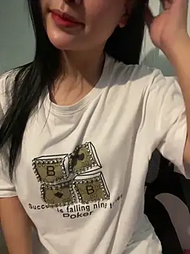 hotgirl-sexy online show from 29, 3, 2026