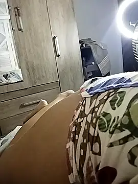 Snapshot of kelly_sa chatting on 23, 2, 2026 kelly sa online show from 23, 2, 2026