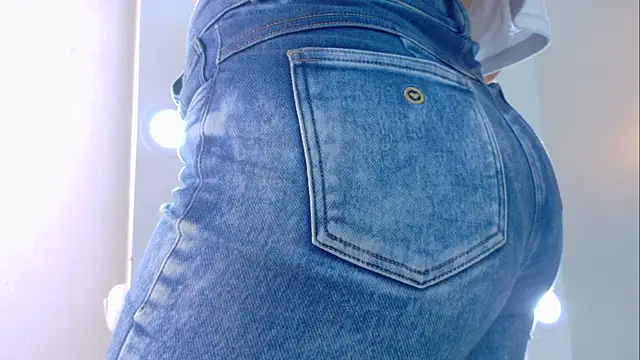 AnnieRouse   online show from 15, 4, 2026