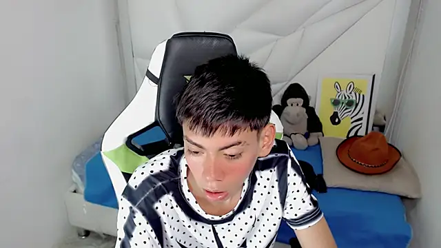 Snapshot of Liarr_ chatting on 11, 2, 2026 Liarr online show from 11, 2, 2026