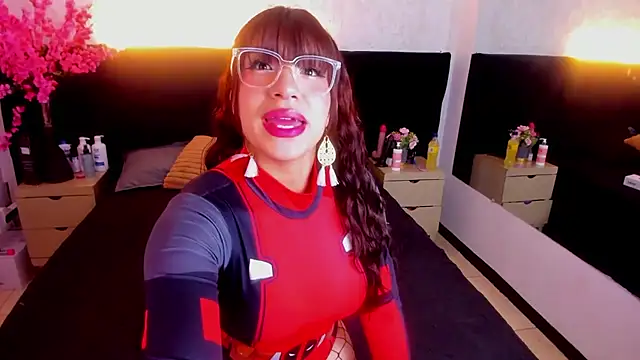 Katty Kiiss  online show from 16, 5, 2026