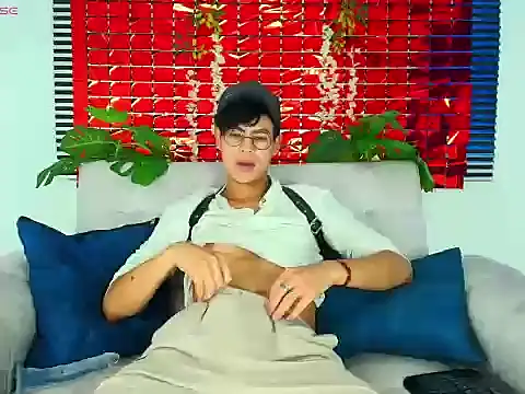 Snapshot of ThiiagoSaeenz chatting on 16, 2, 2026 ThiiagoSaeenz online show from 16, 2, 2026