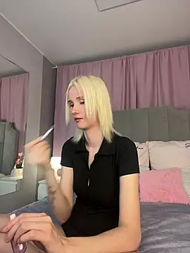 Snapshot of CrystalLili chatting on 13, 6, 2026 CrystalLili online show from 13, 6, 2026