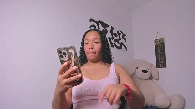 Nia13 online show from 24, 2, 2026