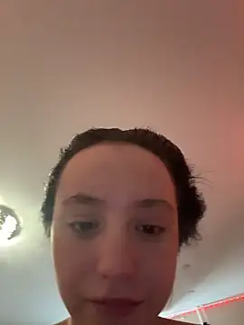 MiaTee online show from 10, 2, 2026