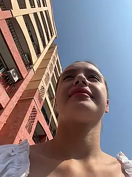 MiaTee online show from 18, 4, 2026