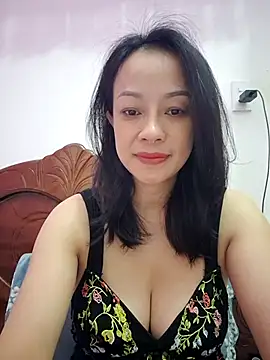 Snapshot of Baby-bigboobs2026 chatting on 19, 4, 2026 Baby-bigboobs2026 online show from 19, 4, 2026