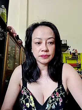Snapshot of Baby-bigboobs2026 chatting on 21, 4, 2026 Baby-bigboobs2026 online show from 21, 4, 2026