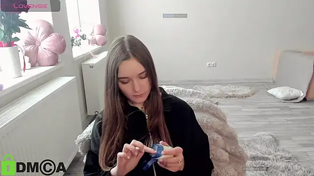 Elina X online show from 9, 4, 2026