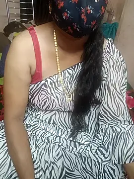 Snapshot of Madhusri_Tamil_Telugu chatting on 5, 4, 2026 Madhusri Tamil Telugu online show from 5, 4, 2026