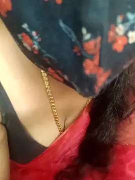 Snapshot of Madhusri_Tamil_Telugu chatting on 7, 4, 2026 Madhusri Tamil Telugu online show from 7, 4, 2026