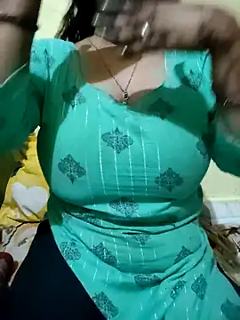 Snapshot of PARI51 chatting on 11, 2, 2026 PARI51 online show from 11, 2, 2026