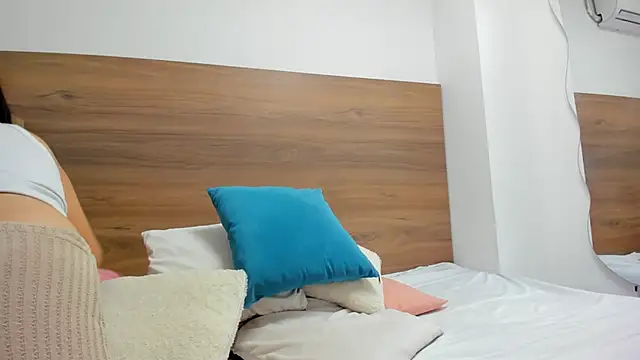 luz-miiaa online show from 12, 2, 2026