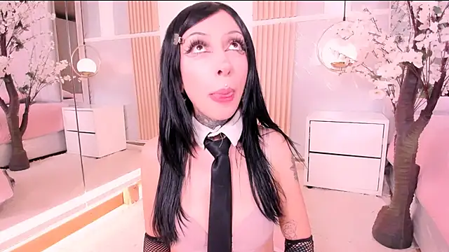 Snapshot of SalemBlackrose chatting on 4, 2, 2026 SalemBlackrose online show from 4, 2, 2026