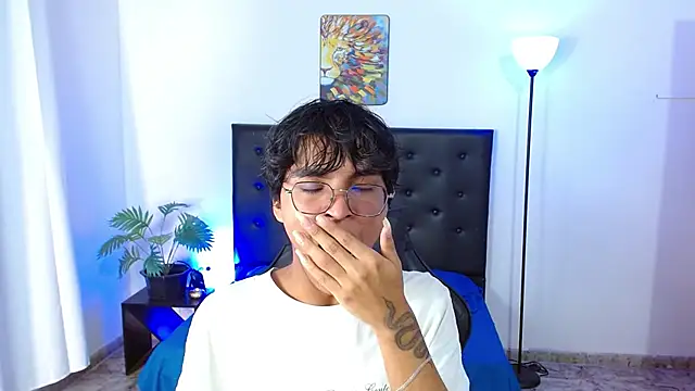 Snapshot of Maecum18 chatting on 9, 2, 2026 Maecum18 online show from 9, 2, 2026