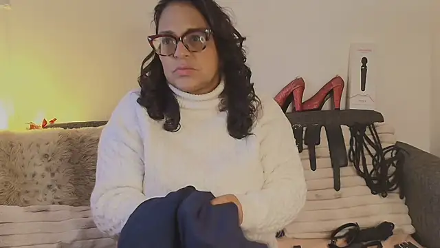 Angela mature49 online show from 11, 4, 2026