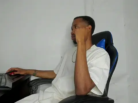 Kofi exotic 2 online show from 27, 5, 2026