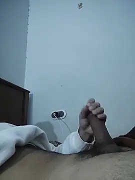 Snapshot of amirMohamed58 chatting on 26, 2, 2026 amirMohamed58 online show from 26, 2, 2026