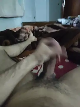 Snapshot of amirMohamed58 chatting on 15, 4, 2026 amirMohamed58 online show from 15, 4, 2026