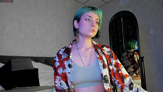 Snapshot of Scarle_Whisper chatting on 27, 5, 2026 Scarle Whisper online show from 27, 5, 2026