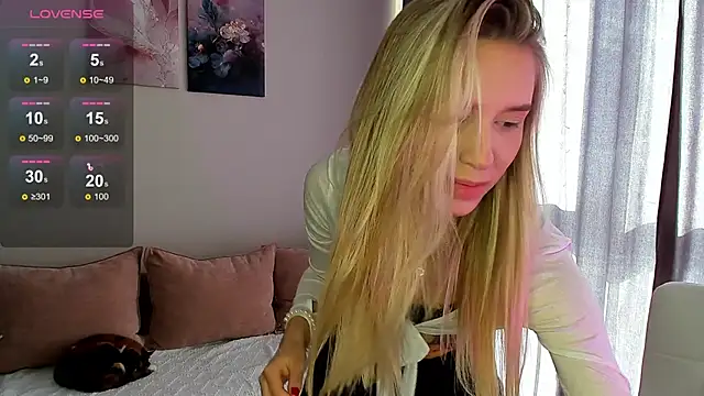 Snapshot of Elysia_kiss chatting on 1, 3, 2026 Elysia kiss online show from 1, 3, 2026