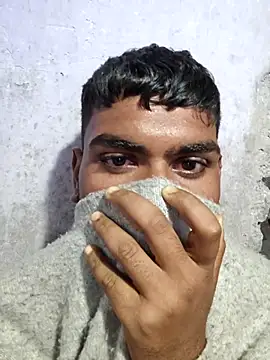 Iamtransboy online show from 3, 2, 2026