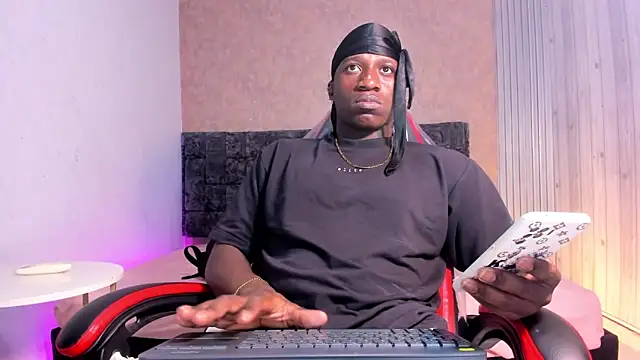 Snapshot of michell_joos chatting on 12, 2, 2026 michell joos online show from 12, 2, 2026