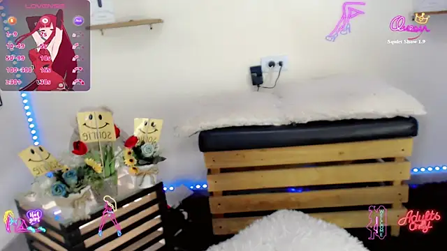 NathalialLooes online show from 4, 4, 2026