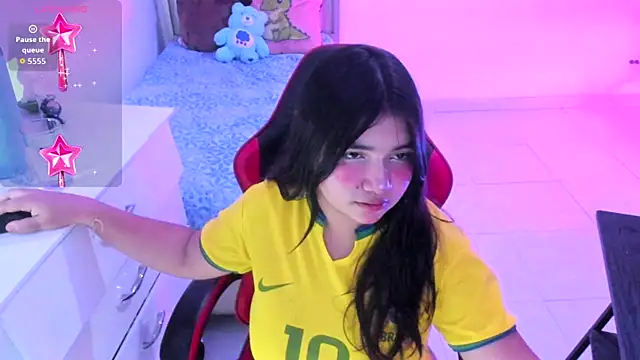 Snapshot of mia_fox666 chatting on 8, 7, 2026 mia fox666 online show from 8, 7, 2026