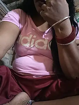 Snapshot of Parul-009 chatting on 6, 7, 2026 Parul-009 online show from 6, 7, 2026