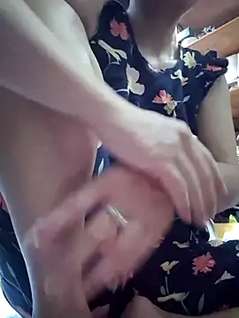 Snapshot of Baby-loveass69 chatting on 9, 4, 2026 Baby-loveass69 online show from 9, 4, 2026