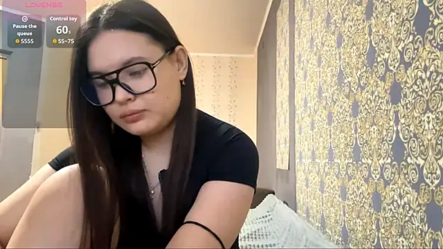 Snapshot of Ayazyn chatting on 8, 2, 2026 Ayazyn online show from 8, 2, 2026